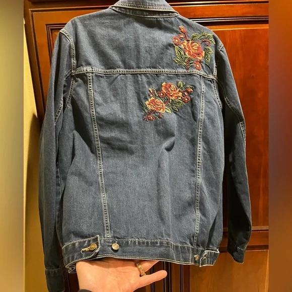The SkyLine Collection Denim Jacket Embroidered Floral Size XL - Picture 9 of 12